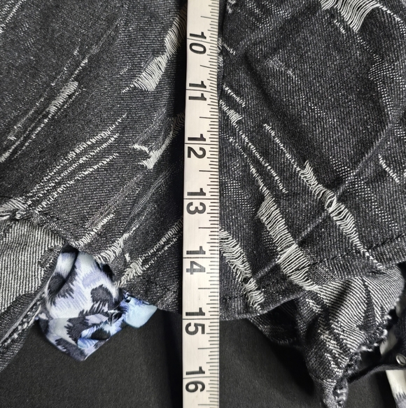 Feeling Wild Mini Skirt - Picture 12 of 12